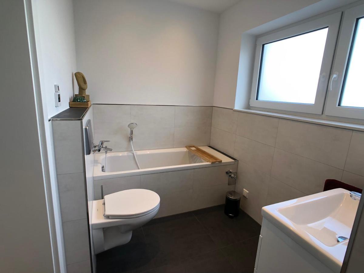 Luxurioese Ferienwohnung In Chemnitz - Apartment B28 Fuer 2 Plus 2 Gaeste ภายนอก รูปภาพ