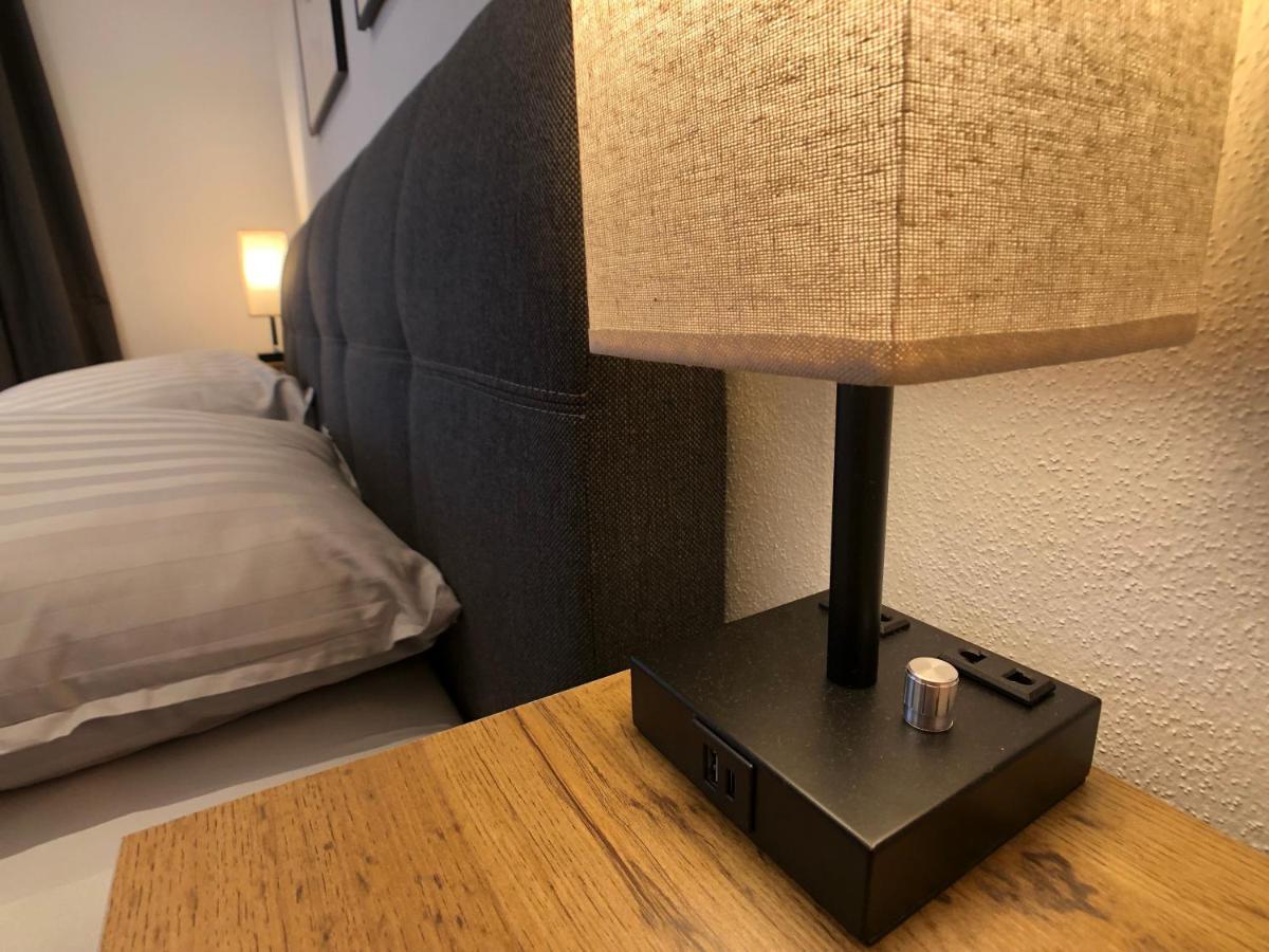 Luxurioese Ferienwohnung In Chemnitz - Apartment B28 Fuer 2 Plus 2 Gaeste ภายนอก รูปภาพ